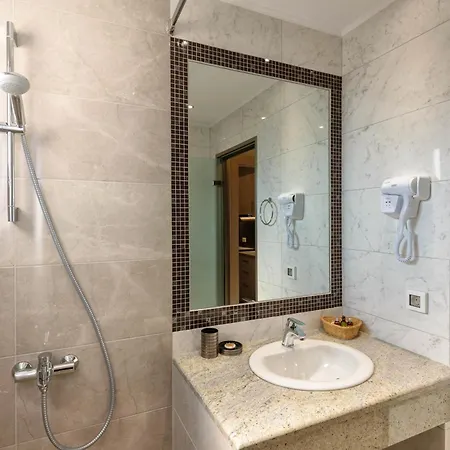 Appartement Regina Keri